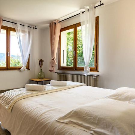 Apartamento T3 Avec Vue Sur Le Lac D'Annecy Veyrier-du-Lac Exterior foto